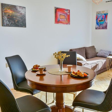 Apartmani Krijesnica เซนญ์ ภายนอก รูปภาพ