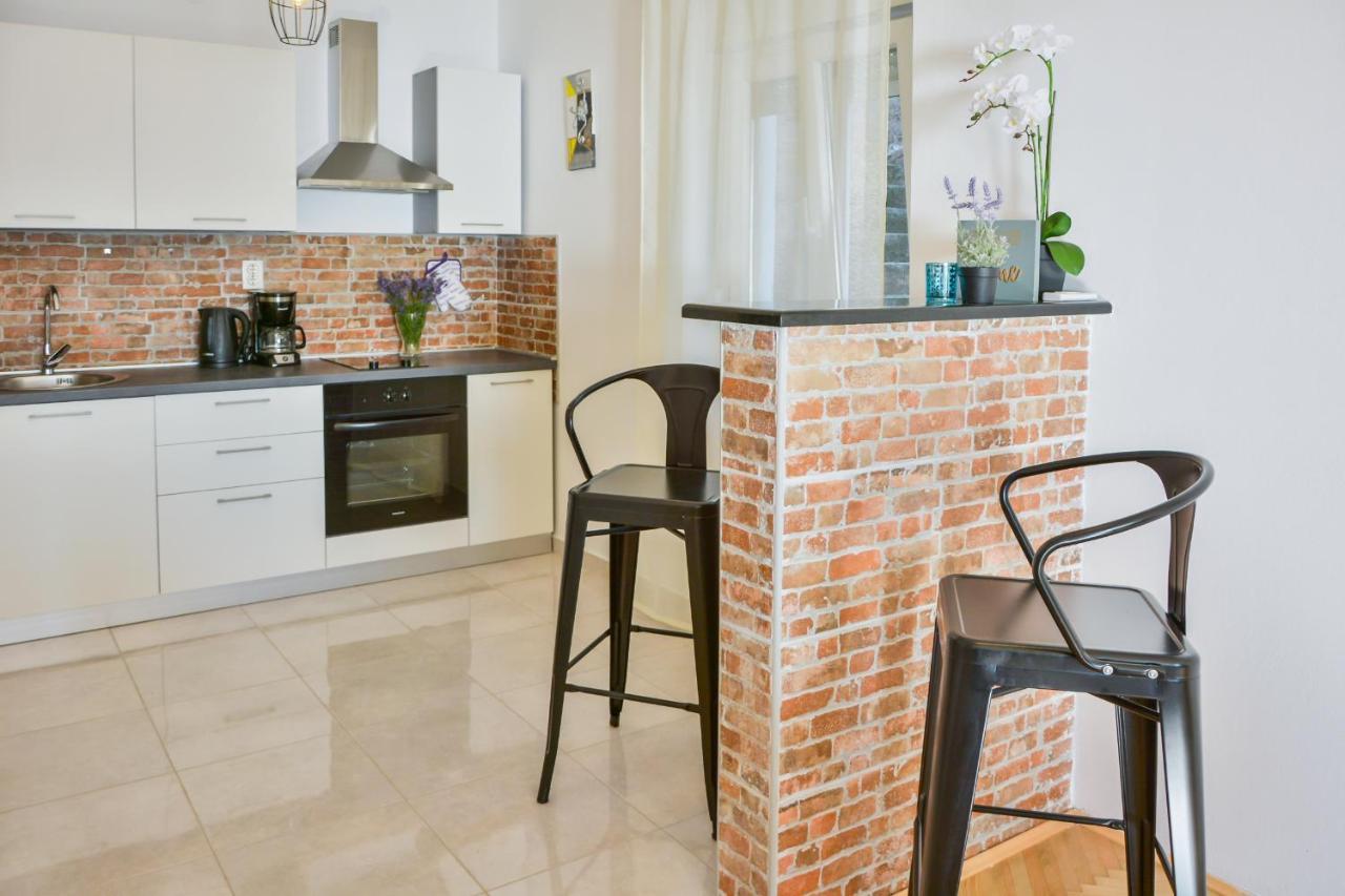 Apartmani Krijesnica เซนญ์ ภายนอก รูปภาพ