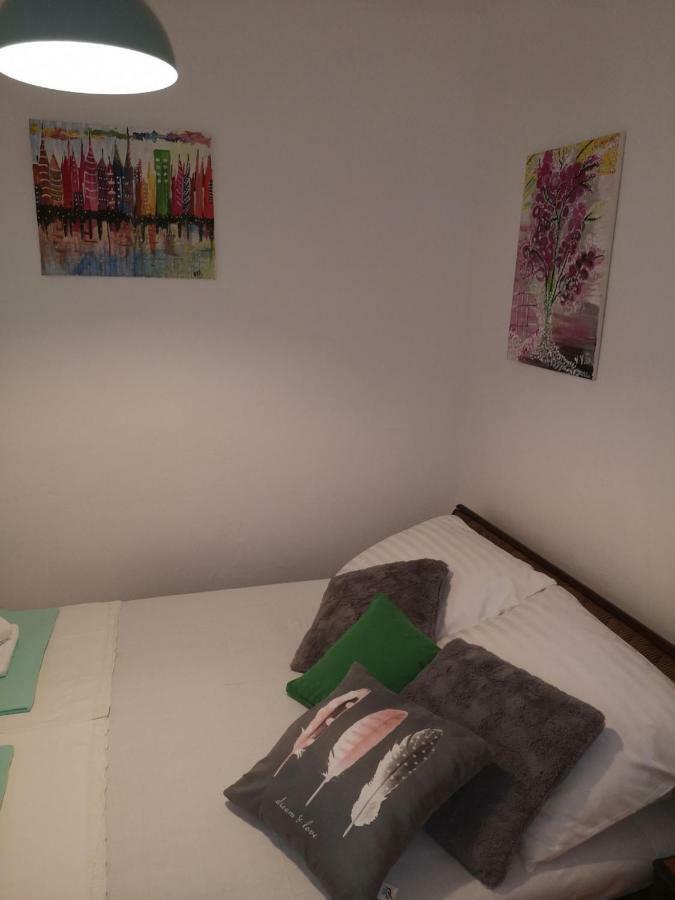 Apartmani Krijesnica เซนญ์ ภายนอก รูปภาพ