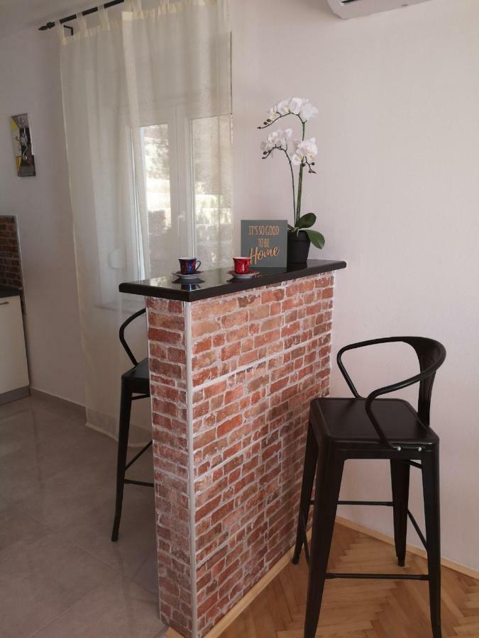 Apartmani Krijesnica เซนญ์ ภายนอก รูปภาพ